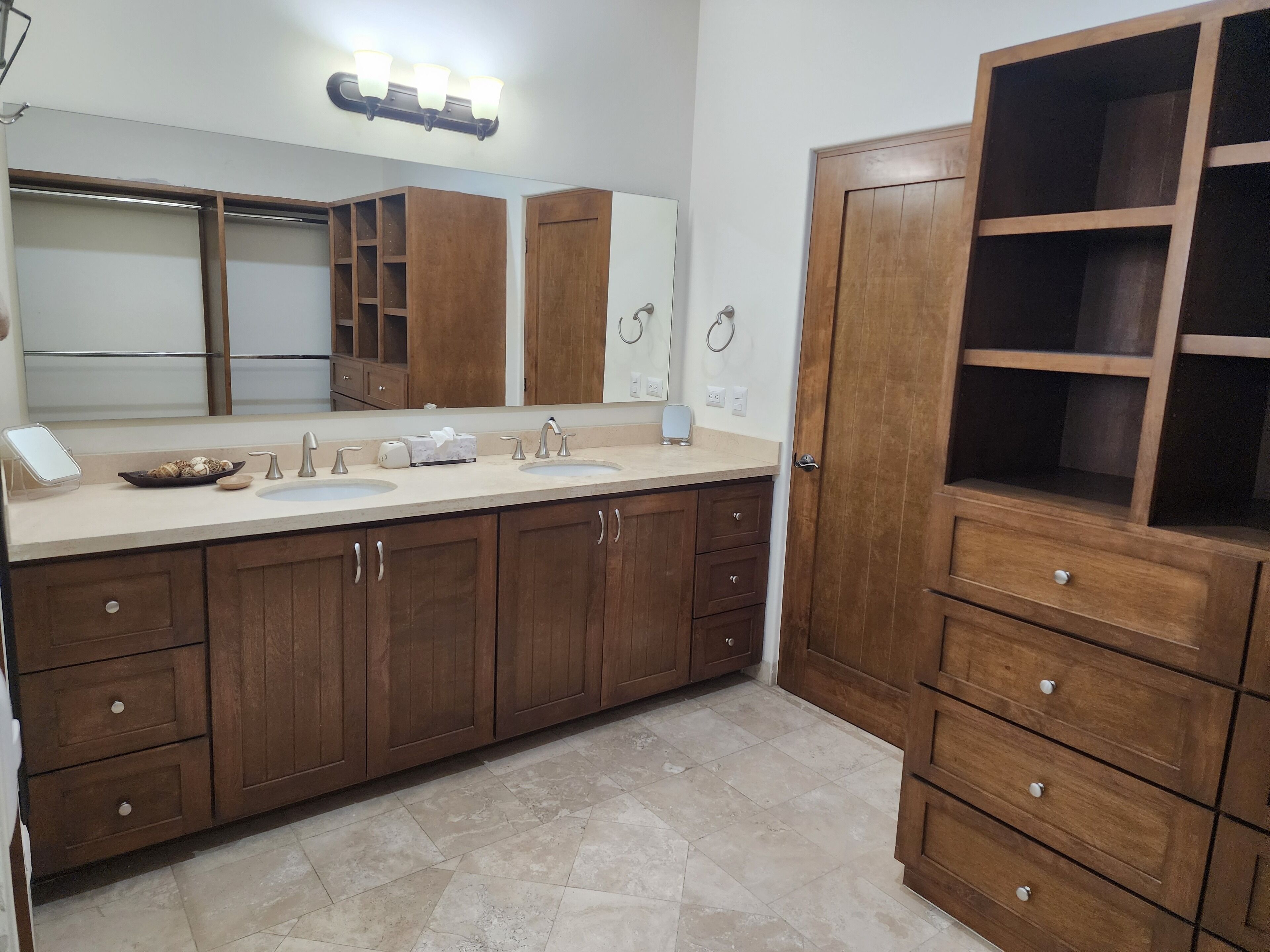 Family Condo, Ocean View | Bathroom