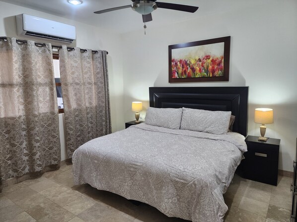 Family Condo, Ocean View | Iron/ironing board, free WiFi