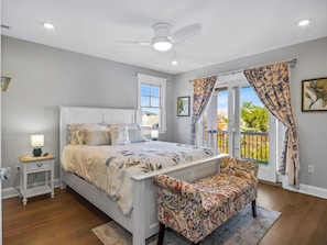 6 bedrooms, iron/ironing board, WiFi
