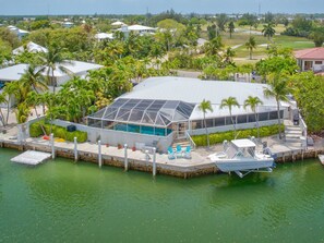 Exterior - Sombrero Shores ~ Waterfront Oasis w/ Pool, Hot Tub, 63' Dock & By The Beach (Marathon)