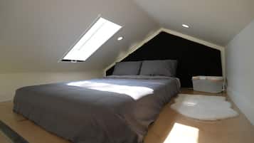 1 bedroom, free WiFi, bed sheets