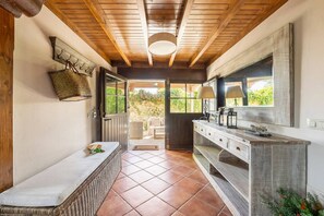 تلفزيون، مدفأة