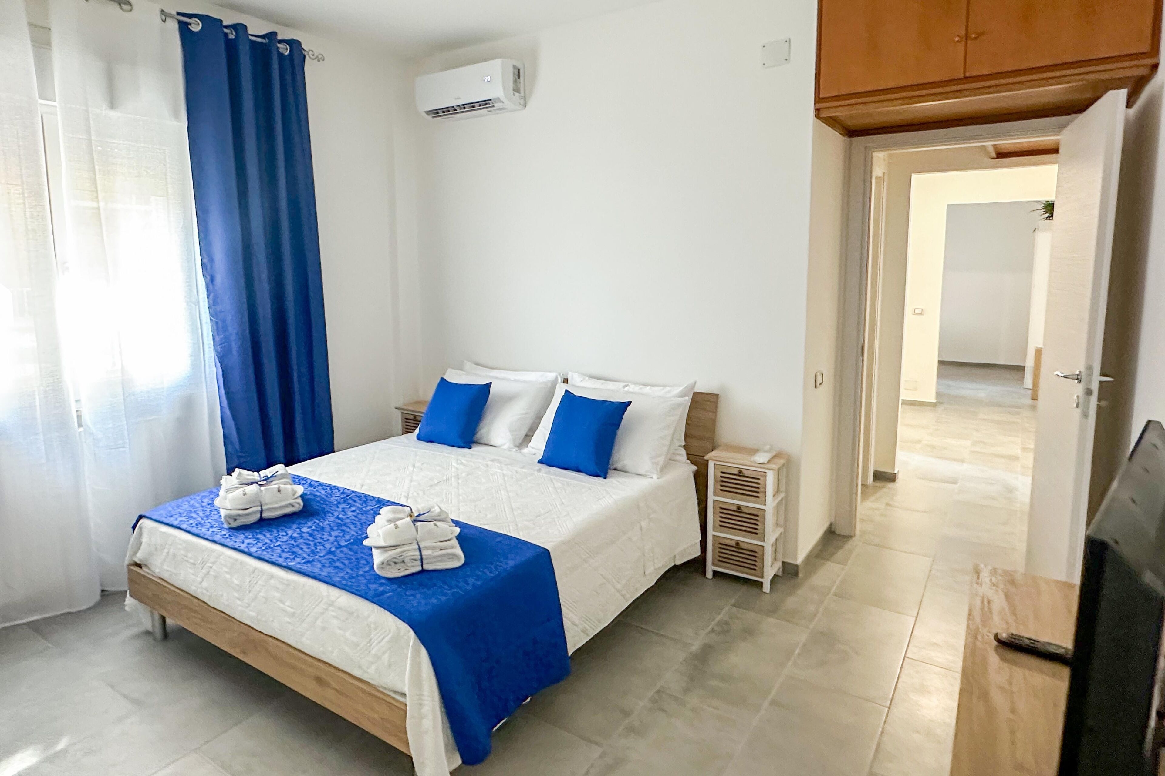 2 多间卧室、免费 WiFi、床单