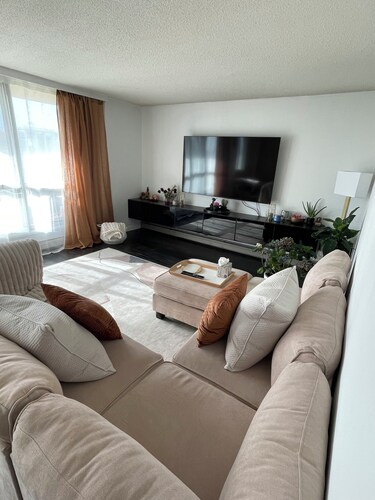 Luxury Penthouse Downtown Edmonton Jasper Ave.