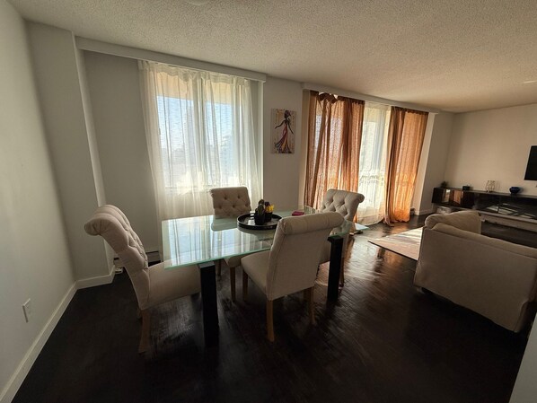 تناول الطعام