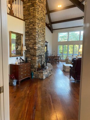 House | 6 bedrooms