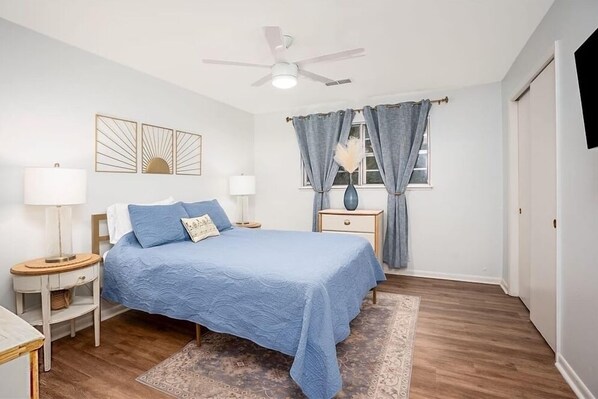 2 bedrooms, iron/ironing board, free WiFi, bed sheets