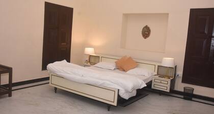 Amã Stays & Trails Anand Bhawan Palace, Kannauj