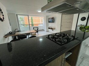 Interior - Comfortable Family Stay in Medellín – 3-Bedroom Laureles Apartment with Balcony (Medellín)