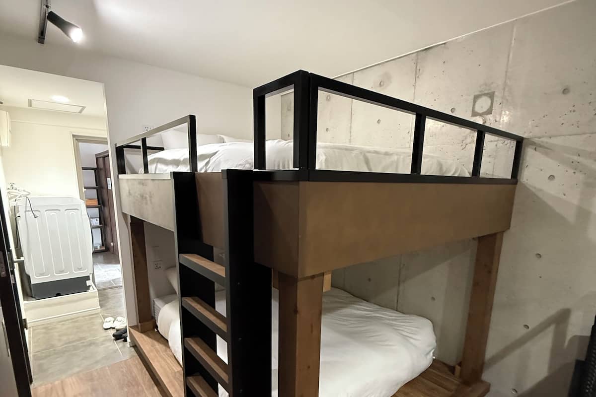 Superior Studio | Free WiFi, bed sheets