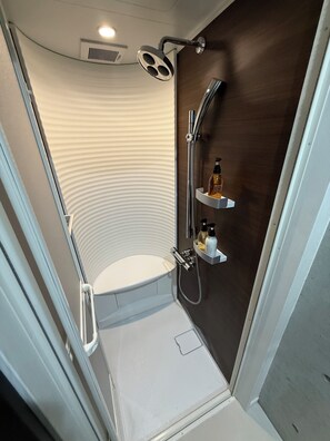 Studio – superior, strandutsikt | Bad | Hårføner, håndklær, såpe og sjampo