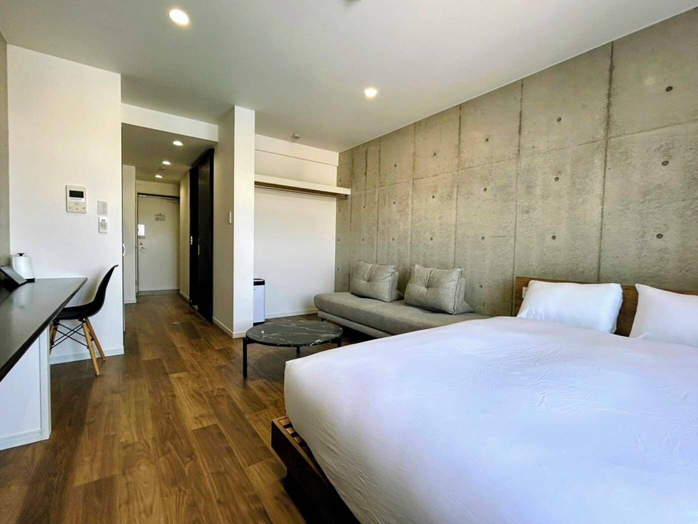 Standard Studio | Free WiFi, bed sheets