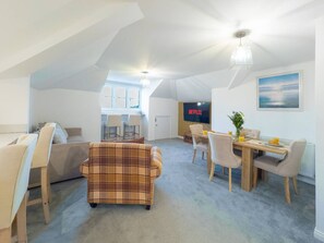 Apartment | 2 bedrooms - Elegant 2BR Broadstairs Coastal Escape by Adliv (Broadstairs)