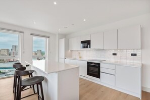 Deluxe Suite | Living area