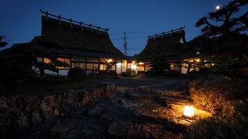 Traditional Room, Non Smoking | Down comforters, desk, bed sheets