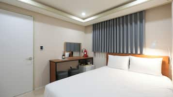 Standard Room | Premium bedding, soundproofing, free WiFi, bed sheets