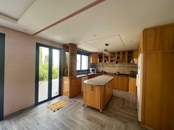 Fogão, cooktop, lava-louças, liquidificador