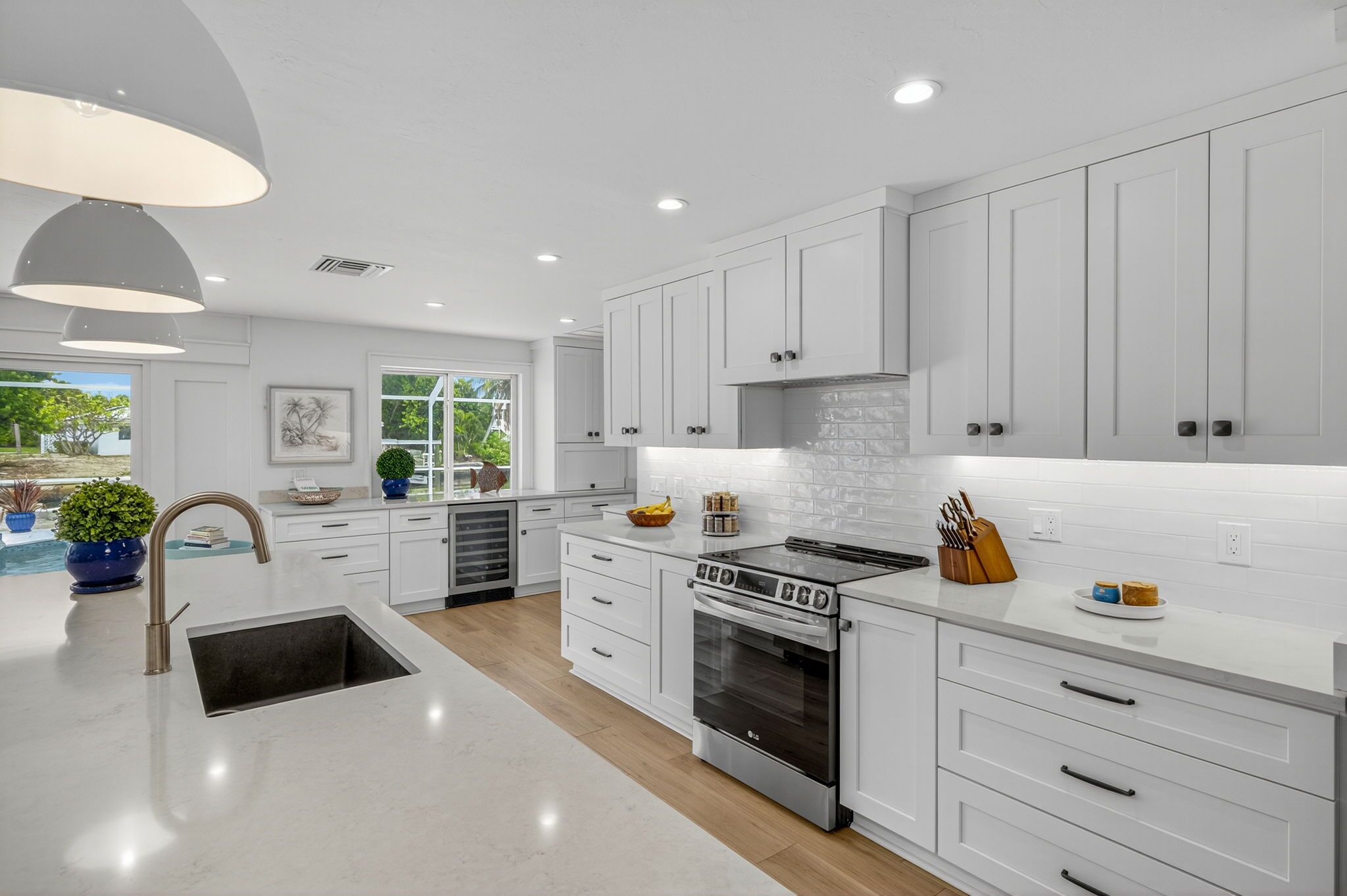 Kühlschrank, Ofen, Herdplatte, Geschirrspüler