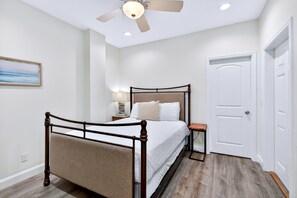 7 bedrooms, iron/ironing board, free WiFi, bed sheets