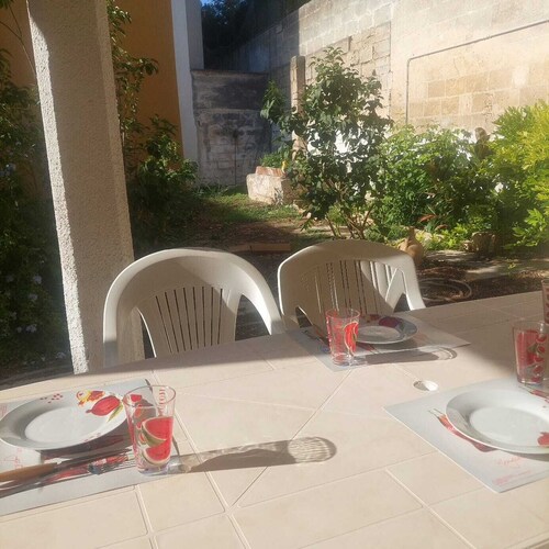 Villa Fiorenza, apartment in villa with garden view.