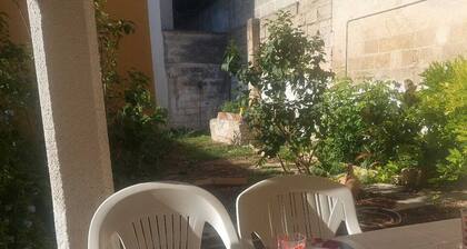 Villa Fiorenza, apartment in villa with garden view.