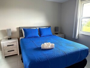 Desk, iron/ironing board, travel cot, WiFi