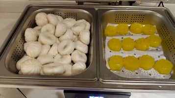 Free daily self-service breakfast