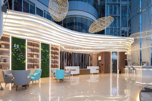 Coin salon dans le hall