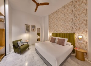 1 habitación, tabla de planchar con plancha, wifi gratis y ropa de cama 