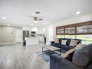 Televisio, työhuone