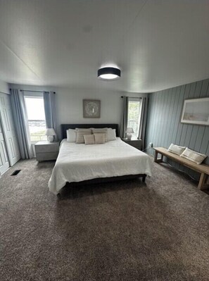 5 عدّة غرف نوم ومكواة/لوح كي وواي فاي مجانًا وملاءات أسرّة