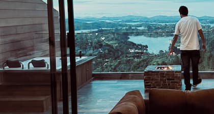 El Penol - Guatape Romantic Condo
Private Jacuzzi with a view of La Piedra