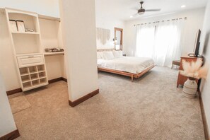 3 soverom, strykejern/-brett, reiseseng for barn og wi-fi (inkludert)