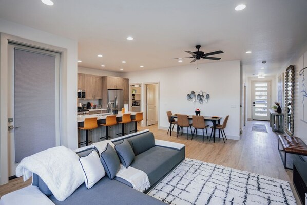 Televisión, chimenea