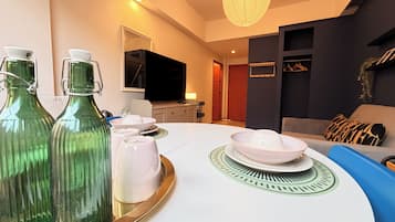 Room, 1 Bedroom | Iron/ironing board