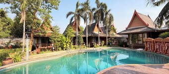 더 그랜드 임페리얼