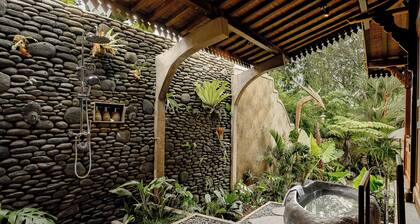 Hidden Saren Villa Ubud