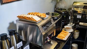 Bao gồm bữa sáng buffet hàng ngày
