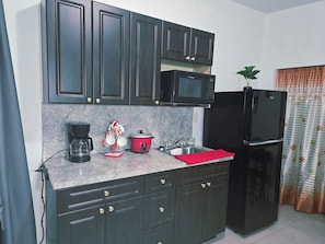 Microwave, stovetop