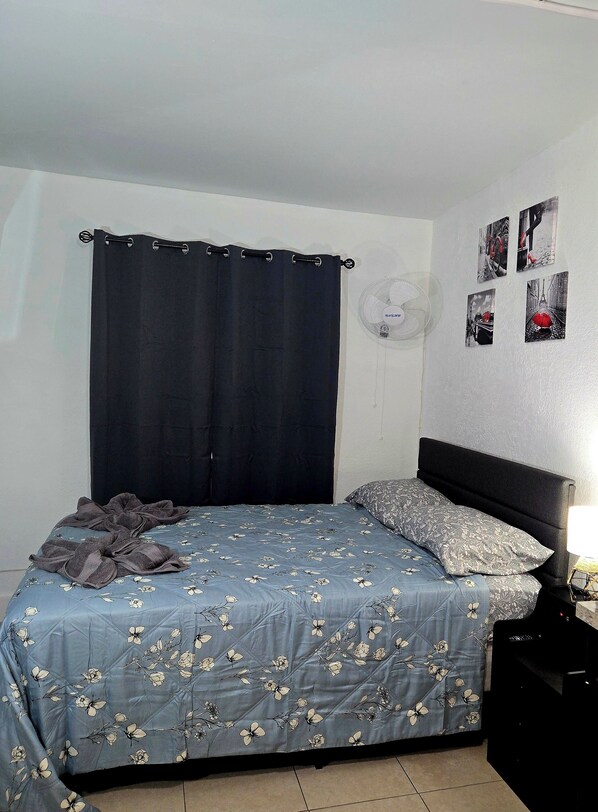 1 غرفة نوم وواي فاي وملاءات أسرّة