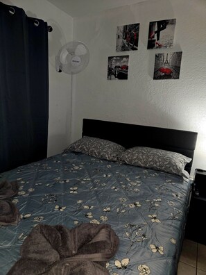 1 bedroom, WiFi, bed sheets