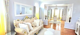 The Mirror .
Spacious & Luxury 4-bedroom house in charming Upper Marlboro/DMV