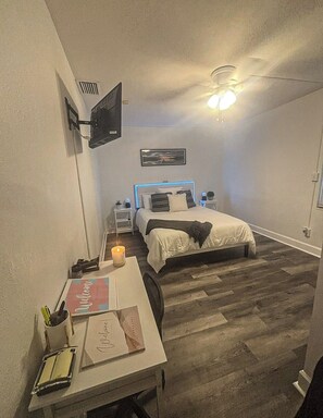 1 bedroom, iron/ironing board, WiFi, bed sheets