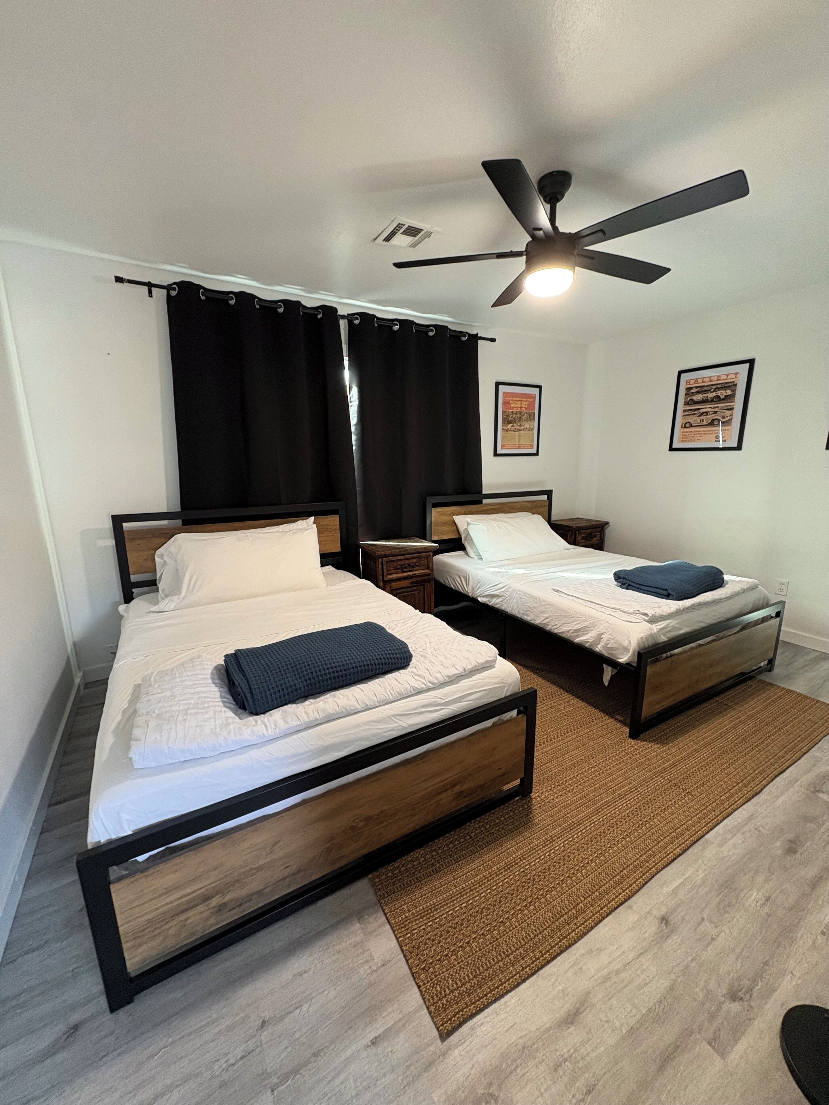 3 bedrooms, bed sheets