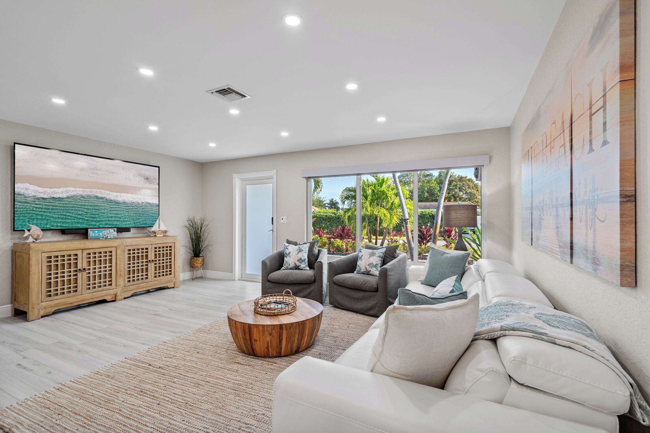 Smart-TV, Videospiele, Bücher