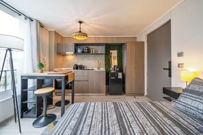 1 bedroom, iron/ironing board, WiFi, bed sheets - Style and comfort in the heart of Santiago + Gym (Santiago)