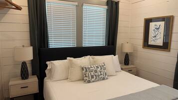 2 bedrooms, iron/ironing board, travel crib, free WiFi