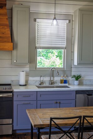 Fridge, microwave, oven, stovetop - Immaculately restored home in Downtown Brenham (Brenham)