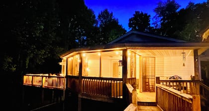 Cozy 2BR/2BA Cottage with Hot Tub, Fire Pit & Fenced Yard, Perfect Outdoor Space