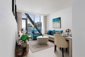 Interior - Maison Privee - Elegant Palm Retreat w/ Iconic Sea and Marina Vws (Dubai)